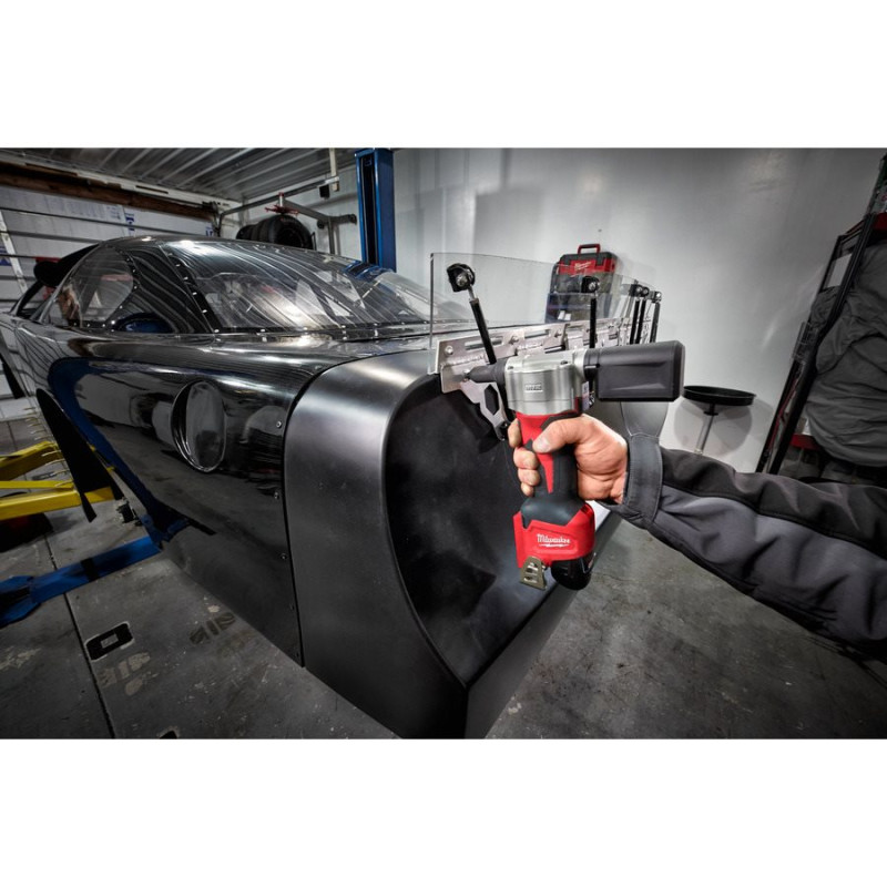 Заклепочник акумуляторний MILWAUKEE M12 BPRT-201X, діаметр 2.4-4.8мм, 1 ак., ЗП, HD кейс (4933464405)