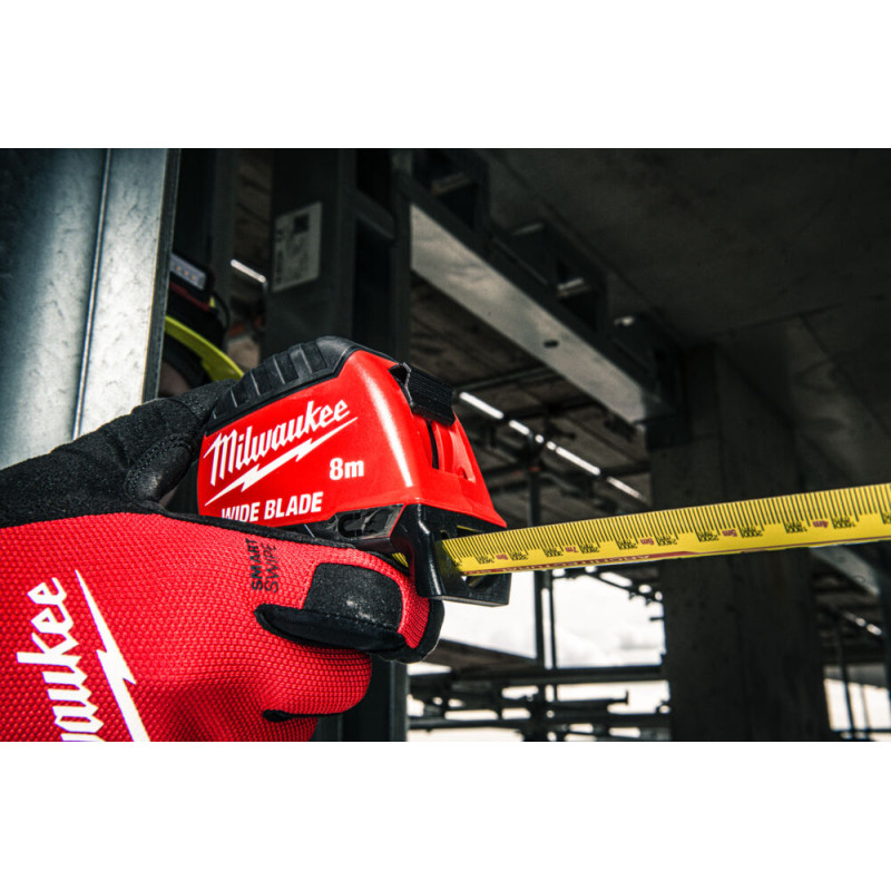 Рулетка магнітна MILWAUKEE Wide Blade Gen2, полотно 35 мм, 8 м (4932499209)